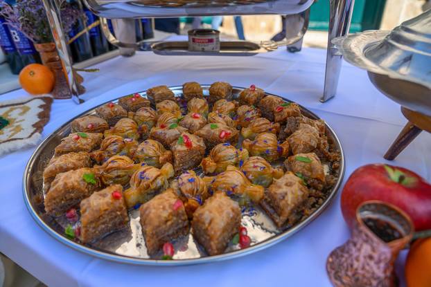 Dubrovnik: Tradicionalna Dubrovačka trpeza na Stradunu