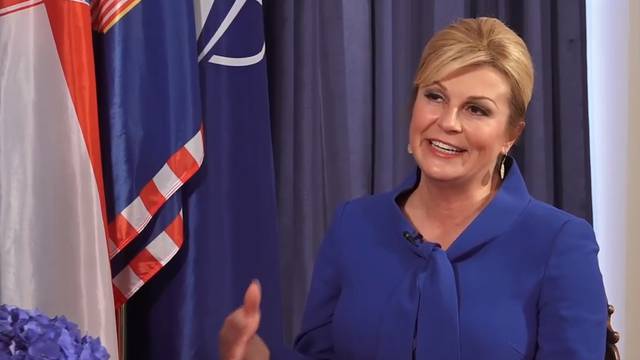 Kolinda je zapjevala na radiju i rekla: 'Ne trebam veće ovlasti'