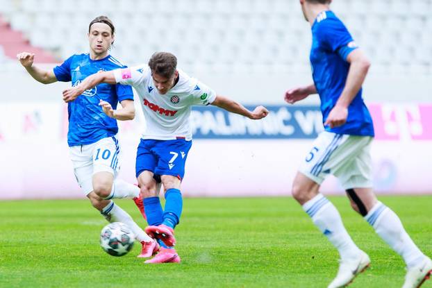 Hajduk i Dinamo na Poljudu igraju &ccaron;etvrti i posljednji derbi sezone