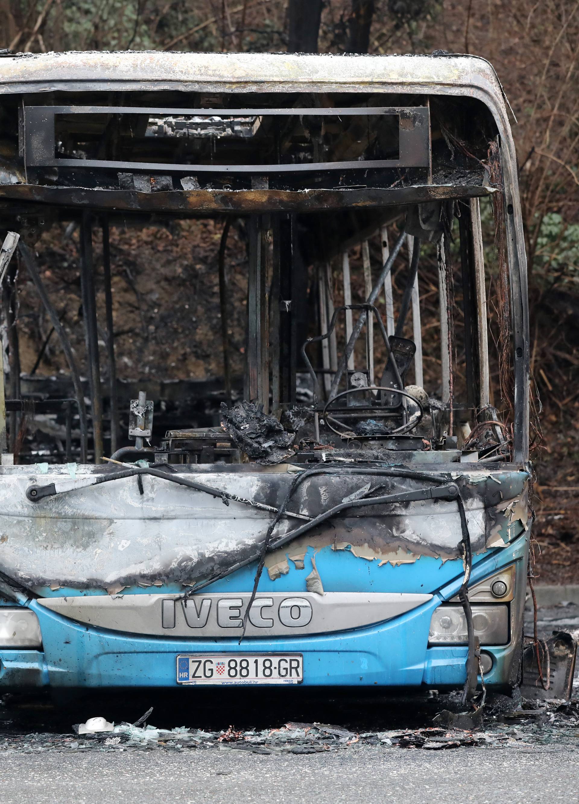 Zagreb: Na Å estinama izgorio autobus ZET-a