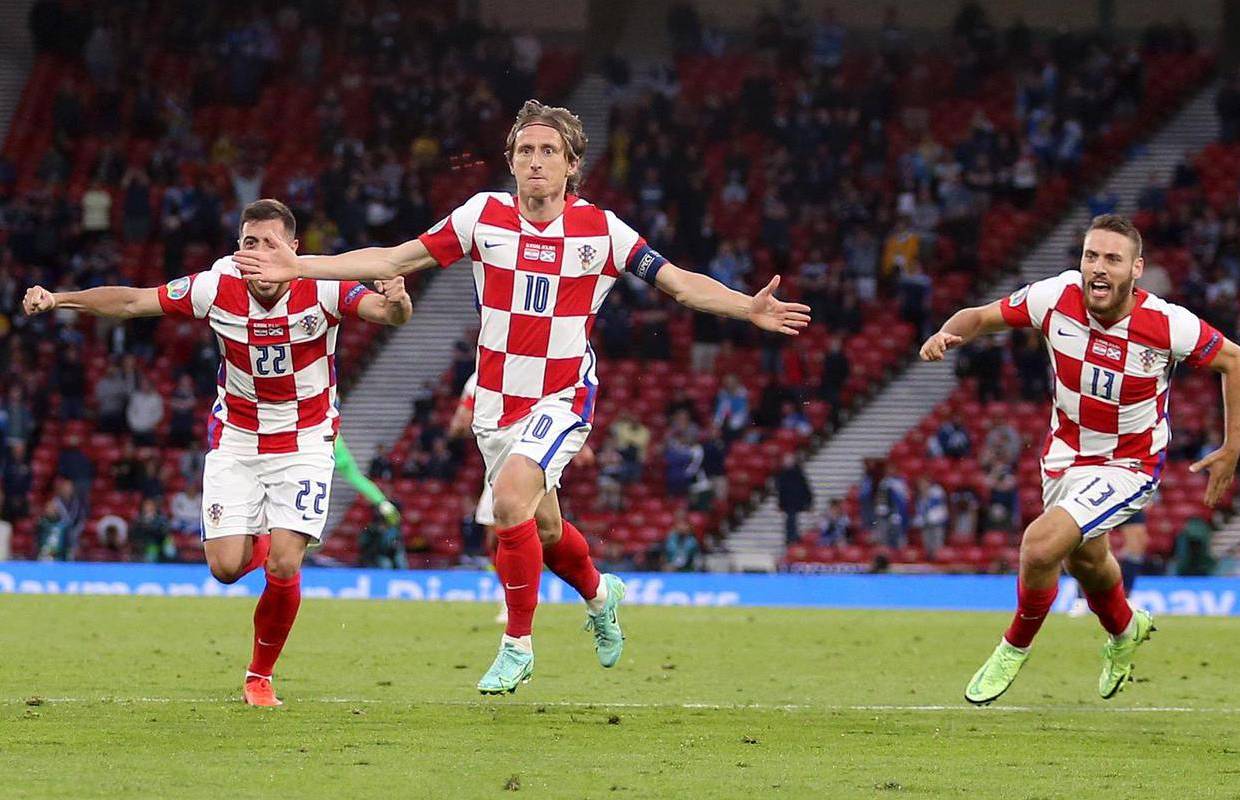 Vatreni prodali dresove i skupili više od 100.000 eura za djecu