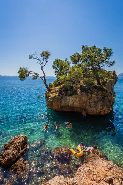 FOTO Brela: Plaža Punta Rata jedan je od simbola Hrvatske