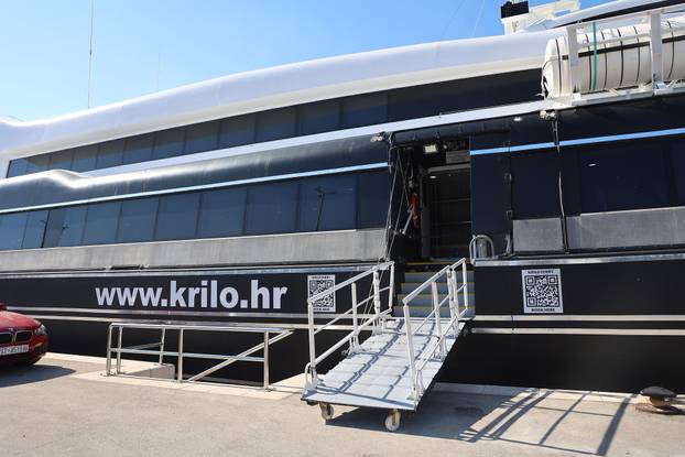 Split: Mirni prosvjed Nezavisnog sindikata pomoraca putničkih brodova Hrvatske 