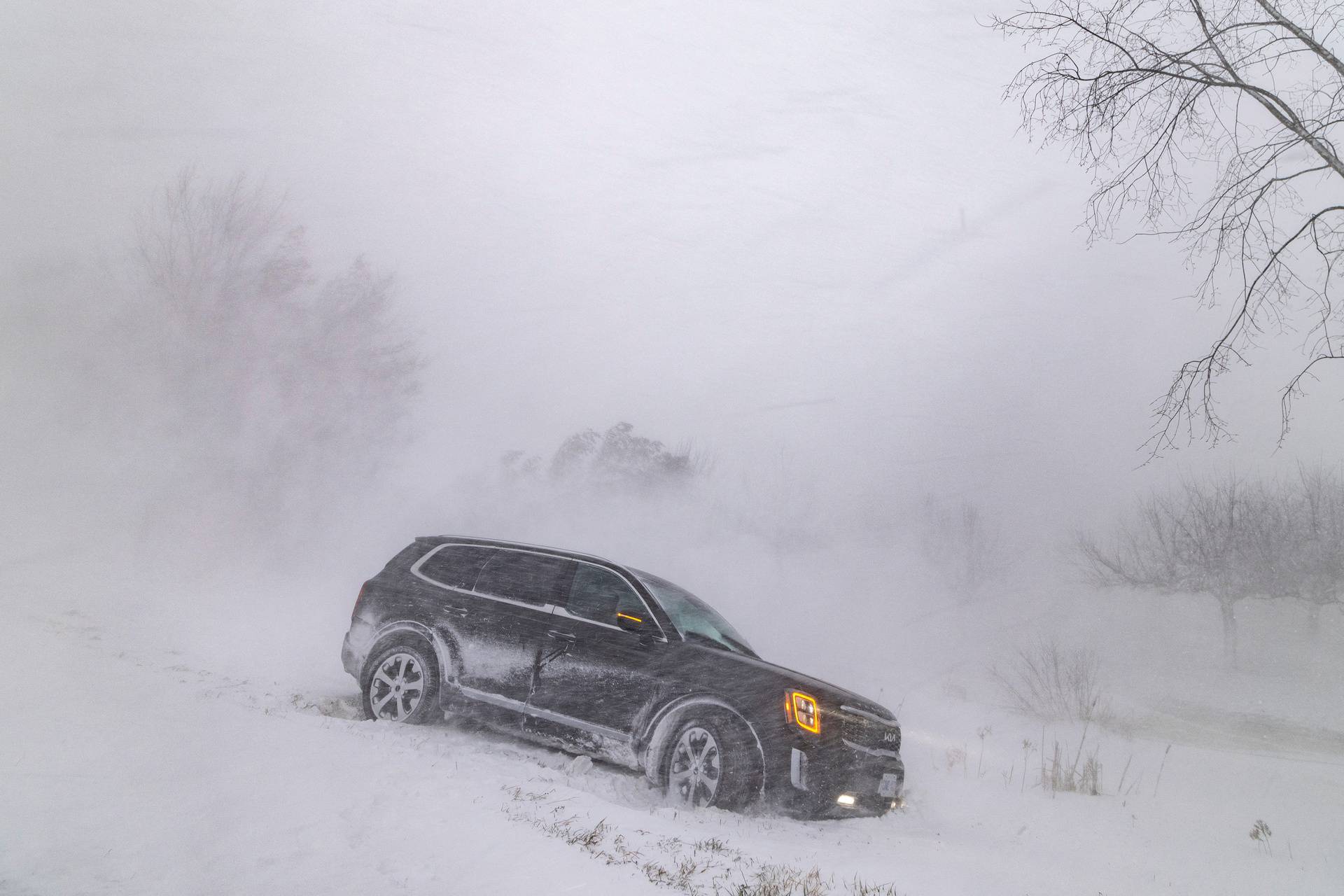 Cold weather front hits Ontario