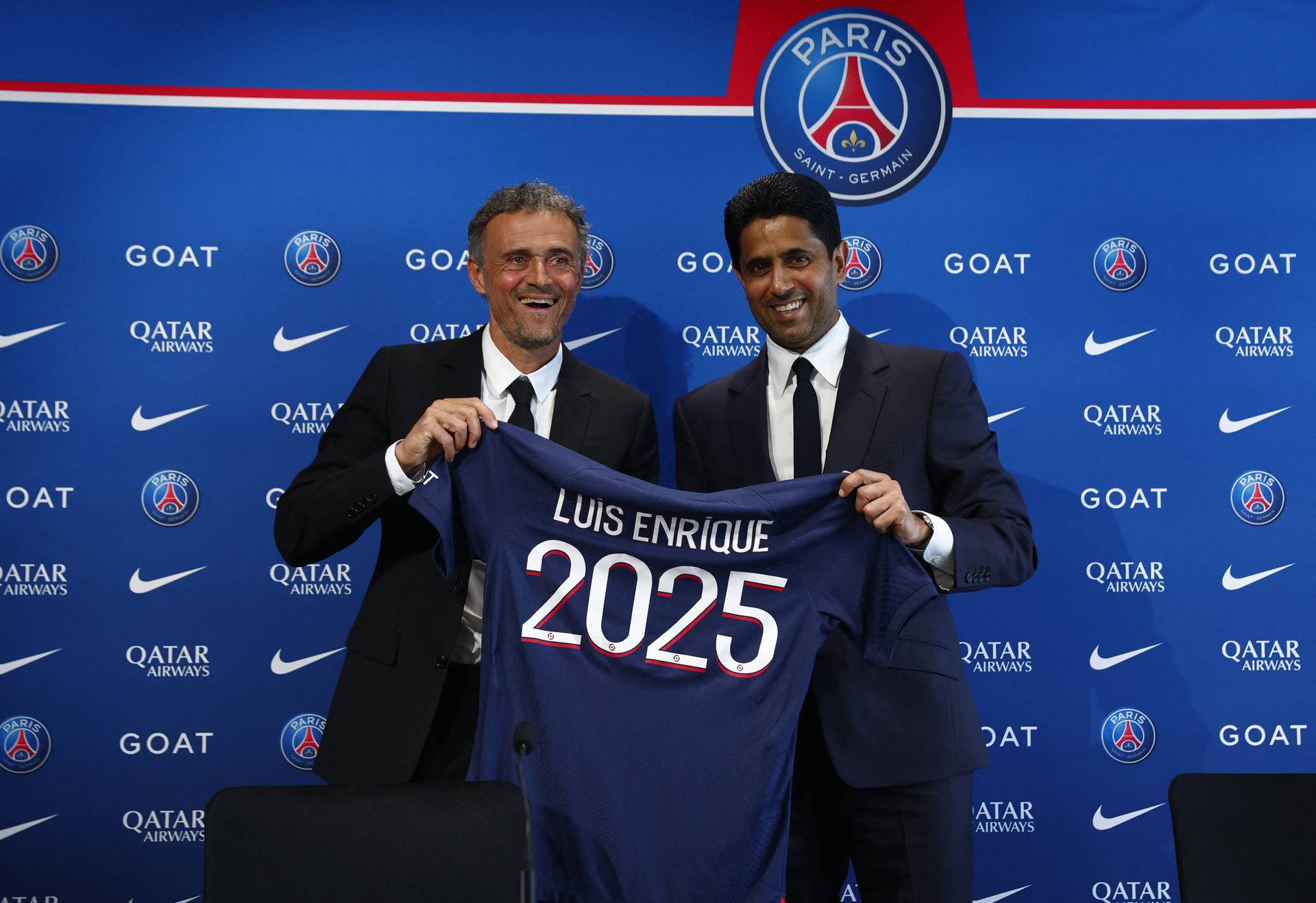 Paris St Germain unveil new coach Luis Enrique