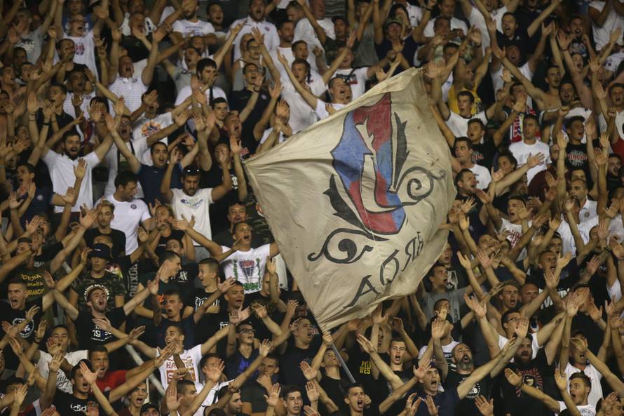 Prekrasna koreografija Torcide: 'Rajska djevo, kraljice Hrvata’