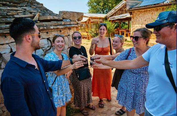 FOTO Jeste li ikada razmišljali o krstarenju Jadranom? Evo koje su rute u ponudi i za koju cijenu