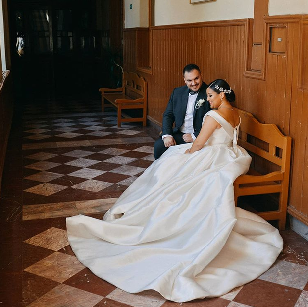 Preminuo srpski pjevač (28), iza sebe ostavio suprugu i sinčića