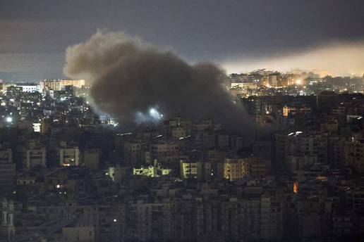 Trump tvrdi: Iranci &zcaron;ele posti&cacute;i dogovor, Hormuz &cacute;e vrlo brzo biti otvoren; Pada cijena nafte!