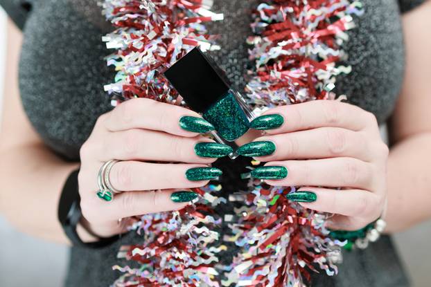 FOTO Božićne manikure sezone: 50 super ideja za inspiraciju!