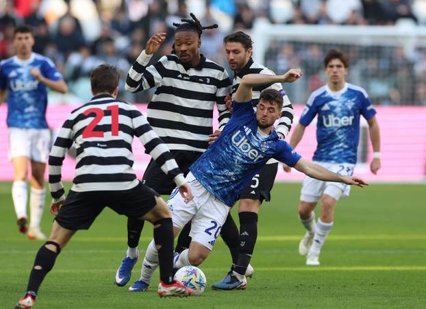 Serie A - Juventus v Como