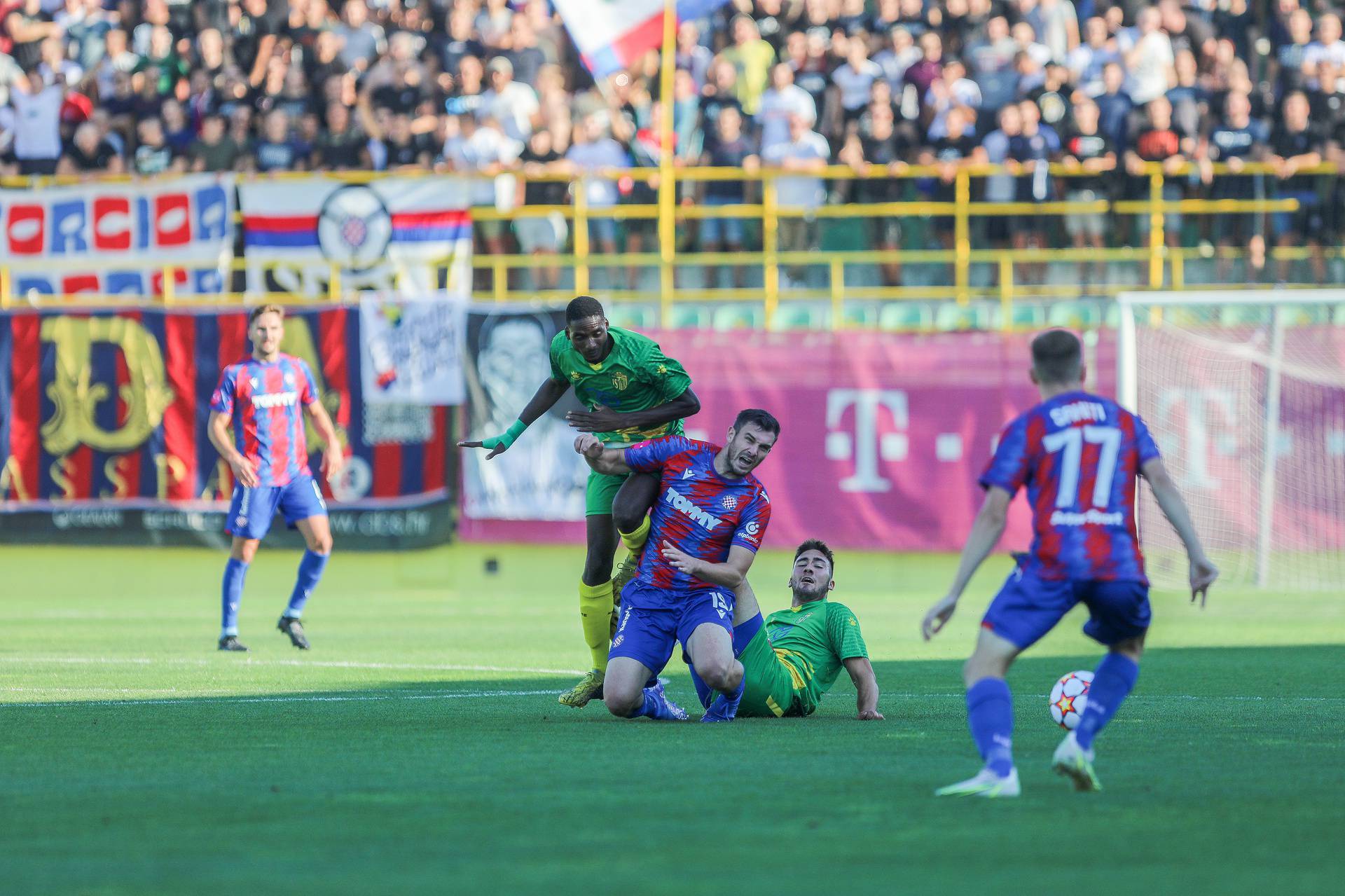 U 8. kolu 1. HNL susreli se Istra i Hajduk