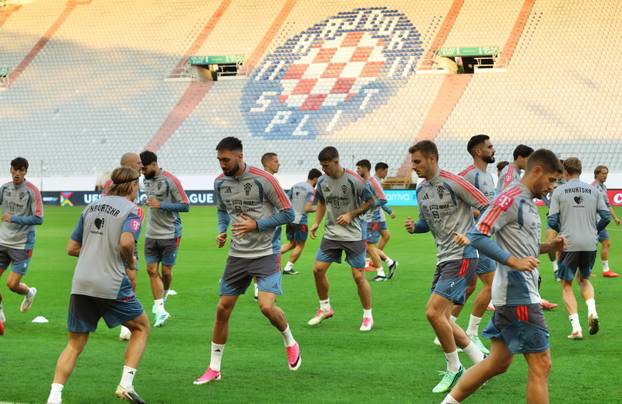 Split: Trening hrvatske nogometne reprezentacije uoči sutrašnje utakmice protiv Španjolske