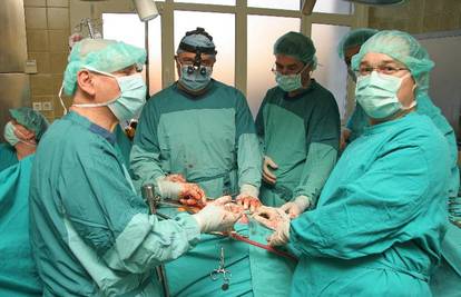  Operacija prostate: Vodeni kirurški nož čuva potenciju