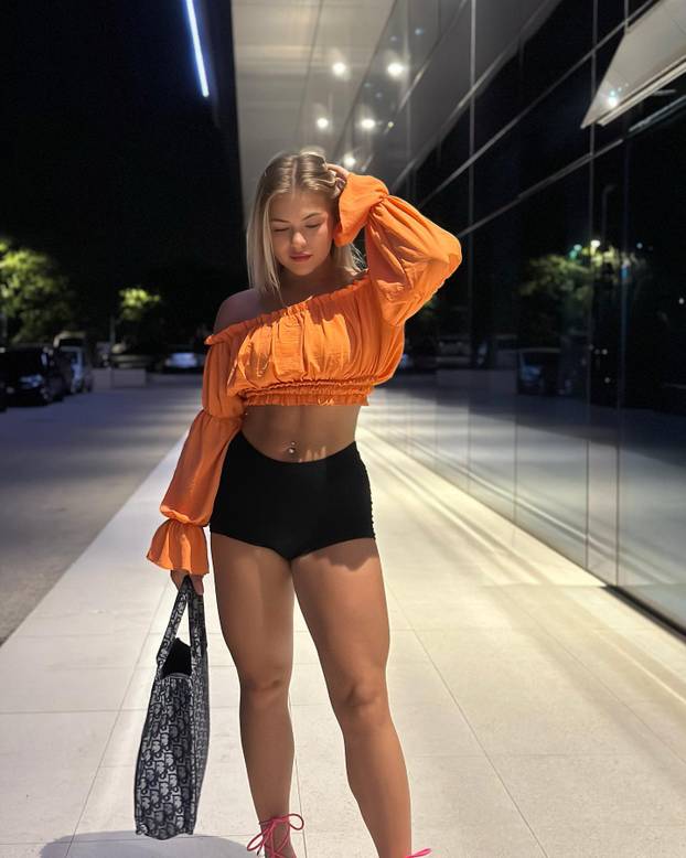 FOTO Ona je nova Miss turizma! Posvećena je fitnesu, završila je Medicinsku školu, a radi u vrtiću