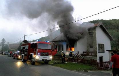 Slatina: Požar je uništio veliki dio obiteljske kuće