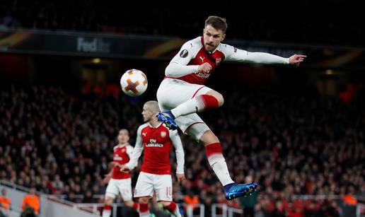 Pa on se igra nogometa! Aaron Ramsey zabio eurogol Rusima