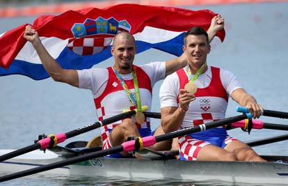 Sinkovići na vodi jure 23 km/h, finale je zbunilo njihovu majku