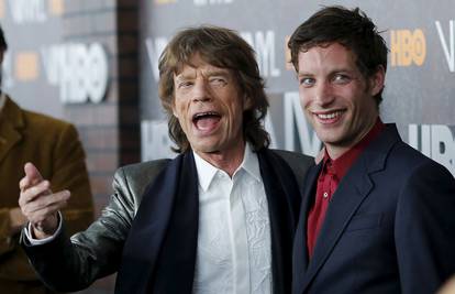 Jaggerov sin sliči ocu, ali ne zna ljuljati kukovima kao on