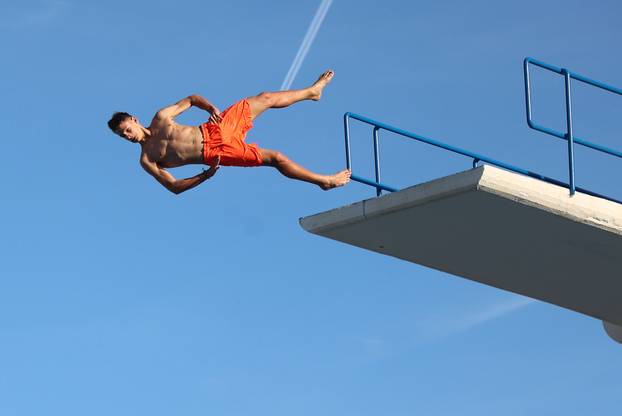 Split: Sportsko-humanitarno natjecanje "Najluđi skakač Hrvatske"