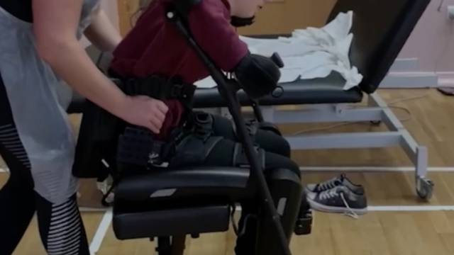 Ponovno prohodala: Paralizirana gimnastičarka odlučna je u svom oporavku