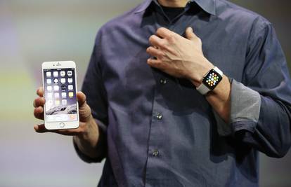 Panika u Appleu: iPhone ima najsporiji rast prodaje ikad