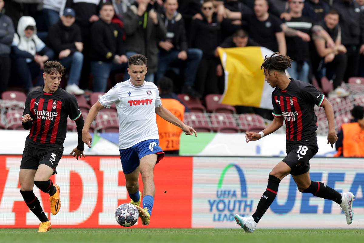 KRAJ Hajduk U19 – AC Milan U19 3:1, Bili tići su u finalu Lige prvaka  mladih!