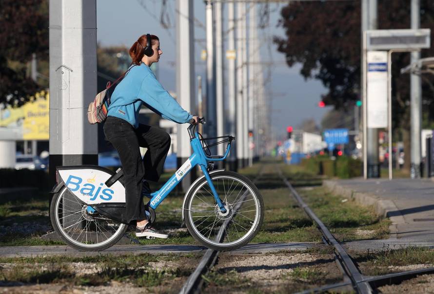 Zagreb: Novi Zagreb tijekom drugog dana štrajka radnika Zagrebačkog holdinga