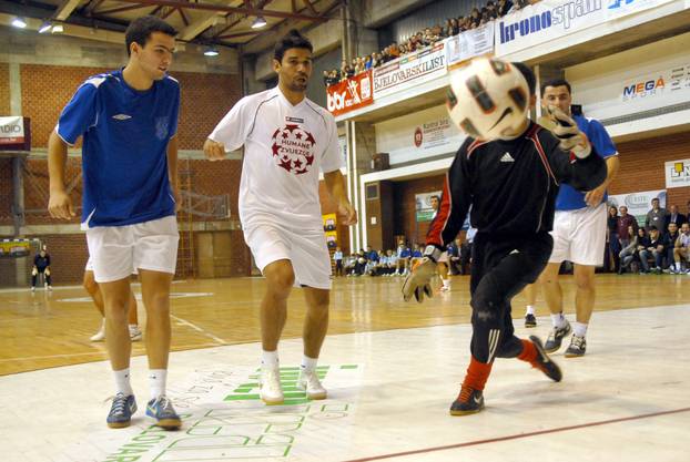 Rio de Janeiro: 25.02.1983. ro?en Eduardo da Silva