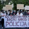 Beograđani prosvjeduju ispred zatvora: 'Pustite prosvjednike!'