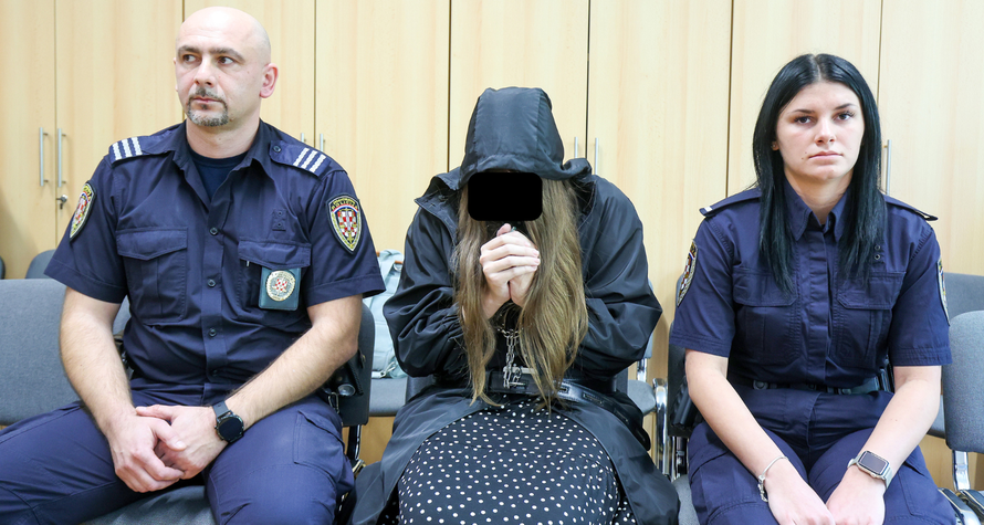 Počelo suđenje majci koja je bacila dijete u Savu: Doveli je vezanu. U rukama imala krunicu