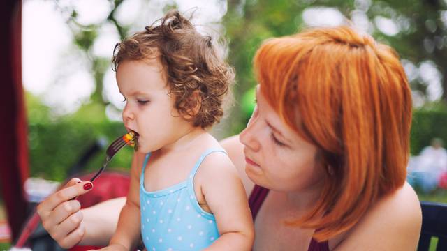 Savjeti kako na siguran način u prehranu bebe uvesti alergene