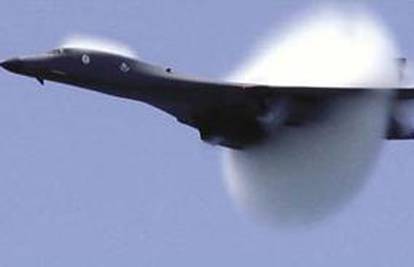 Američki bombarder B-1 Lancer se srušio u Kataru 