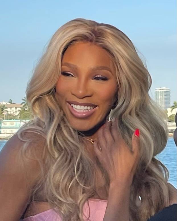 FOTO Odvažna Serena Williams (44) pozirala je bez grudnjaka