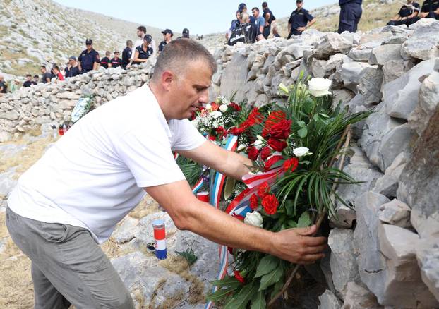 Šibenik:Na Kornatima obilježena 19. godišnjica tragedije u kojoj je poginulo 12 vatrogasaca