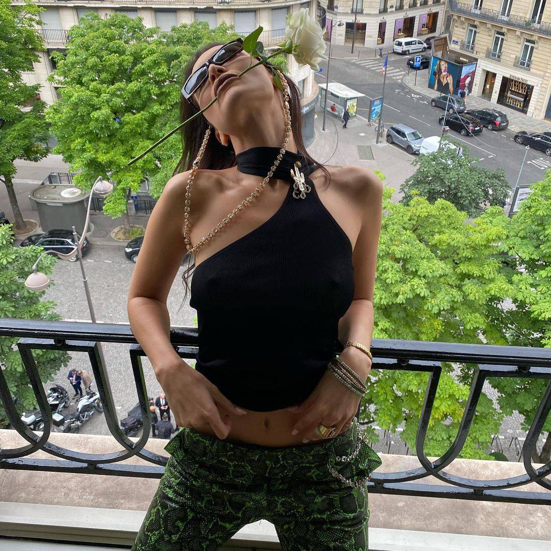 Bella Hadid otkrila: 'Operirala sam nos sa 14 godina, uvijek su me zvali ružnijom sestrom...'