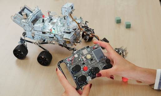 STEM radionice u Zagrebu: Mladi u&ccaron;e programiranje, lemljenje i razmjenu podataka