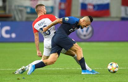 Uefa kaznila Slovake i Mađare: Igrat će na praznom stadionu