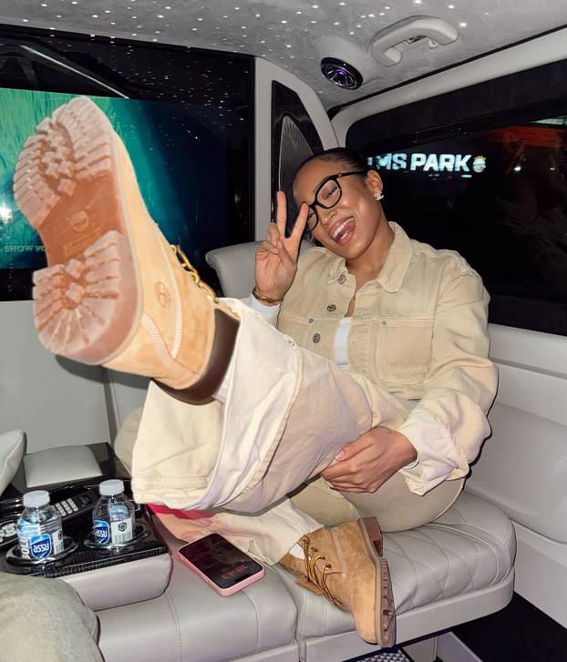 Zvijezda Galatasaraya kaže da mu izgled nije bitan. Pogledajte kako izgleda njegova djevojka