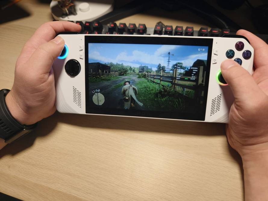 Igrajte se po putu: Isprobali smo prijenosni Asus ROG Ally