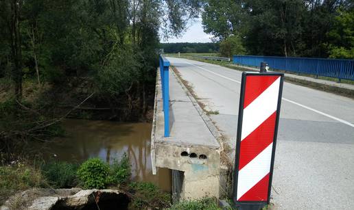 Mještani Novoselaca: "Strah nas je da most ne propadne..."