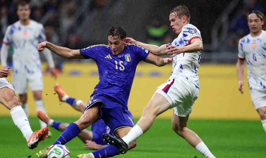 World Cup - UEFA Qualifiers - Group I - Italy v Norway