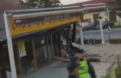 VIDEO Raznijeli bankomat  i terasu kafića kod Ivanić Grada