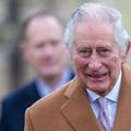 Britanski autor nazvao je kralja Charlesa razmaženim: Želi da mu drugi istiskuju pastu za zube