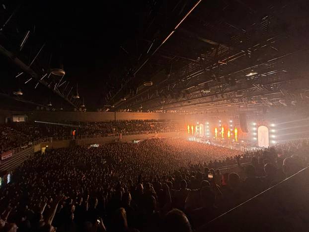 Thompson nastupa u Varaždinu. Evo kako je na koncertu...