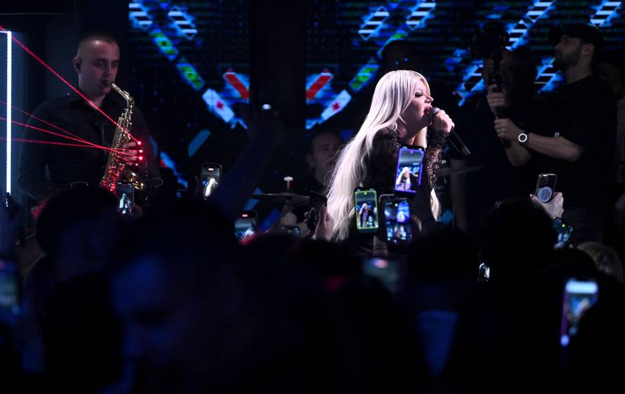 Zagreb: Dara Bubamara održala koncert u klubu Roko