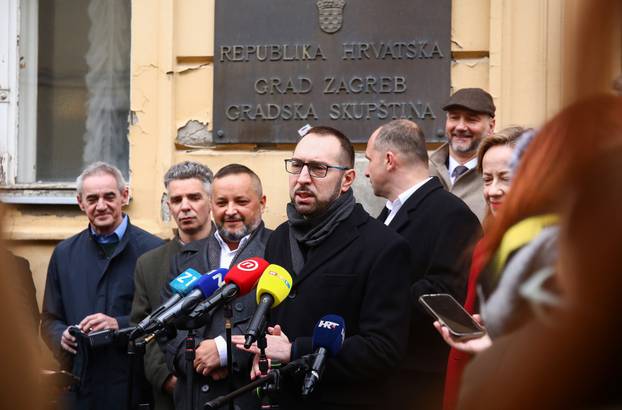 Zagreb: SDP i Mo&zcaron;emo! izlaze sa zajedni&ccaron;kom listom na izbore za
Gradsku skup&scaron;tinu Grada Zagreba