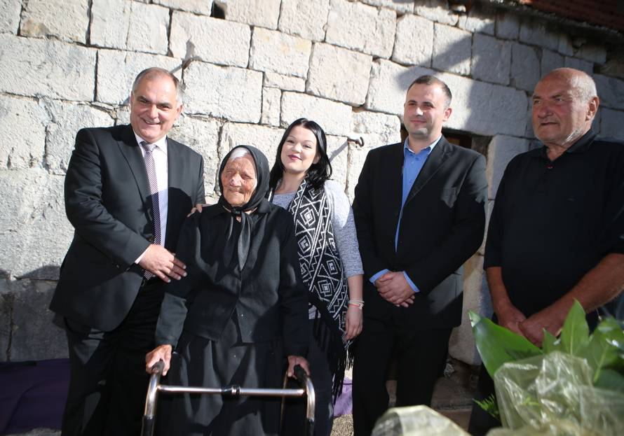 Najstarija Dalmatinka Anđa Perić proslavila 108. rođendan