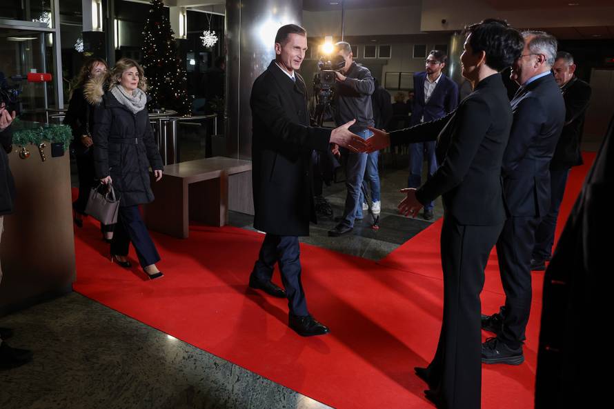 Zagreb: Predsjednički kandidati stigli su na sučeljavanje uoči prvog kruga predsjedničkih izbora