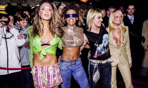 Victoria Beckham zbog sva&dstrok;e sa sinom ima najprodavaniji singl